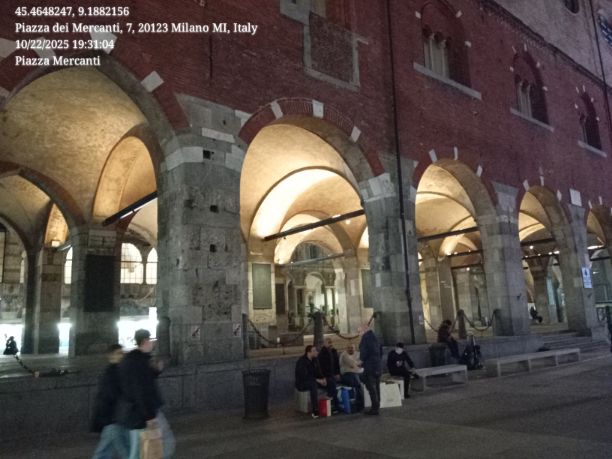Piazza Mercanti